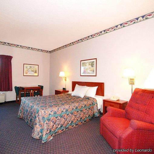 Springfield Inn Ky Room photo